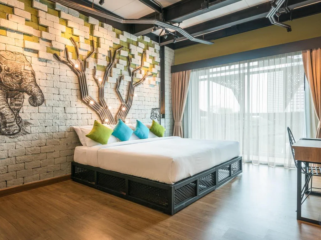 ซี เครสท์ บาย จอมเทียน
(Sea Crest by Jomtien)