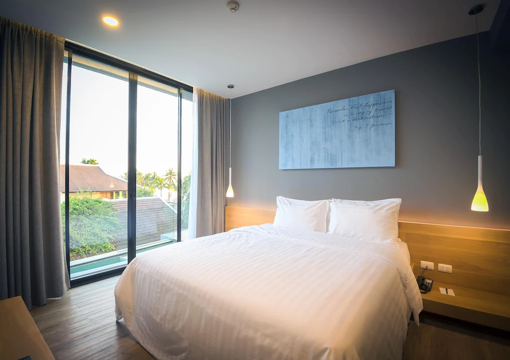 โรงแรมคาล์ม บางแสน
(Kalm Bangsaen Hotel)