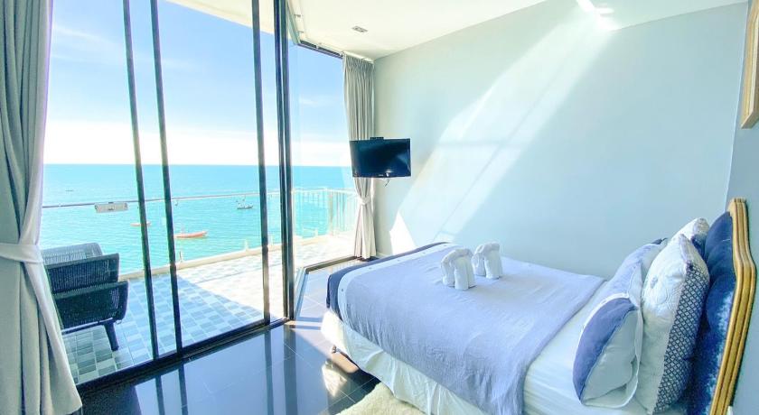 ซี แซนด์ ทรี
(Sea Sand Trees)