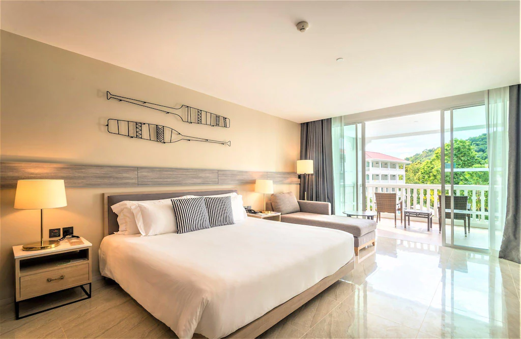 เซนทารา อ่าวนางบีช รีสอร์ต แอนด์ สปา กระบี่
(Centara Ao Nang Beach Resort & Spa Krabi)