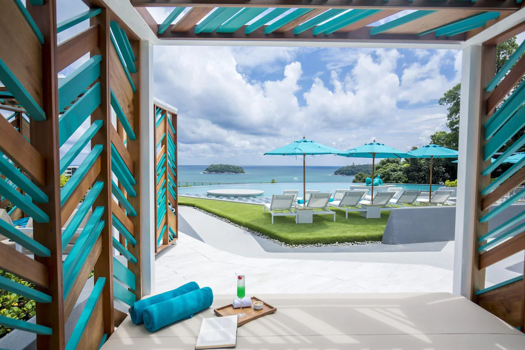 เดอะ ซิส กะตะ รีสอร์ต
(The SIS Kata Resort)