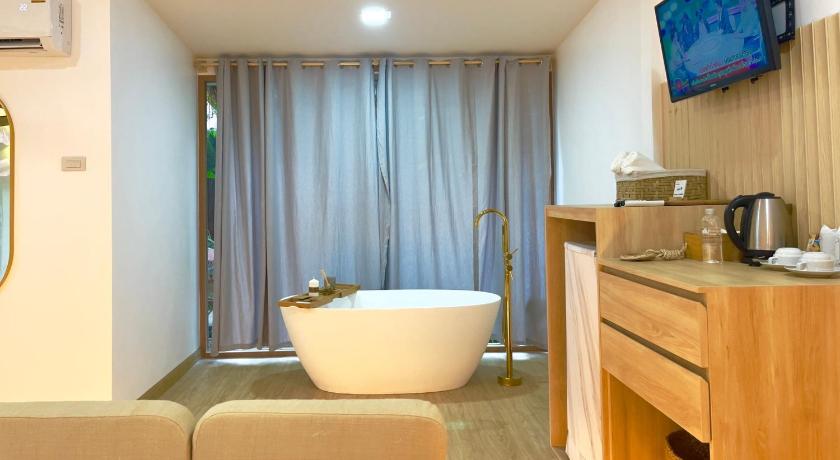 ต้นสักรีสอร์ท (Tonsak Resort)