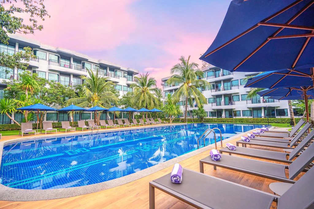 ฮอลิเดย์ สไตล์ อ่าวนาง บีช รีสอร์ท กระบี่
(Holiday Style Ao Nang Beach Resort, Krabi)