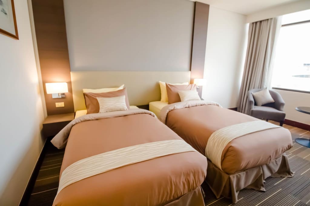 โรงแรมฟอร์จูน โคราช
(Fortune Korat Hotel)