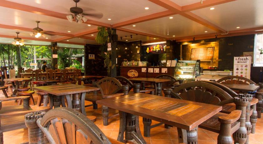 น้ำตกสาริกา รีโซเทล
(Namtok Sarika Resotel)