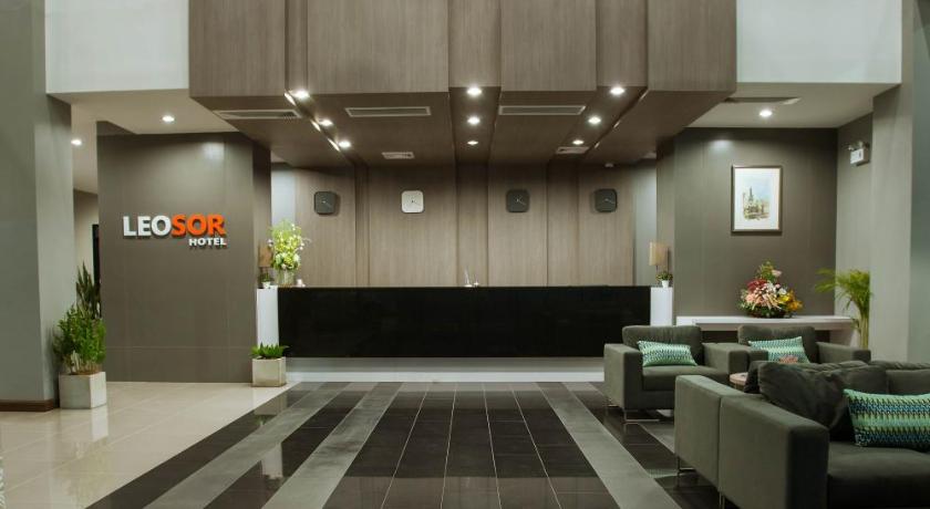 โรงแรมลีโอซอ
(Leosor Hotel)