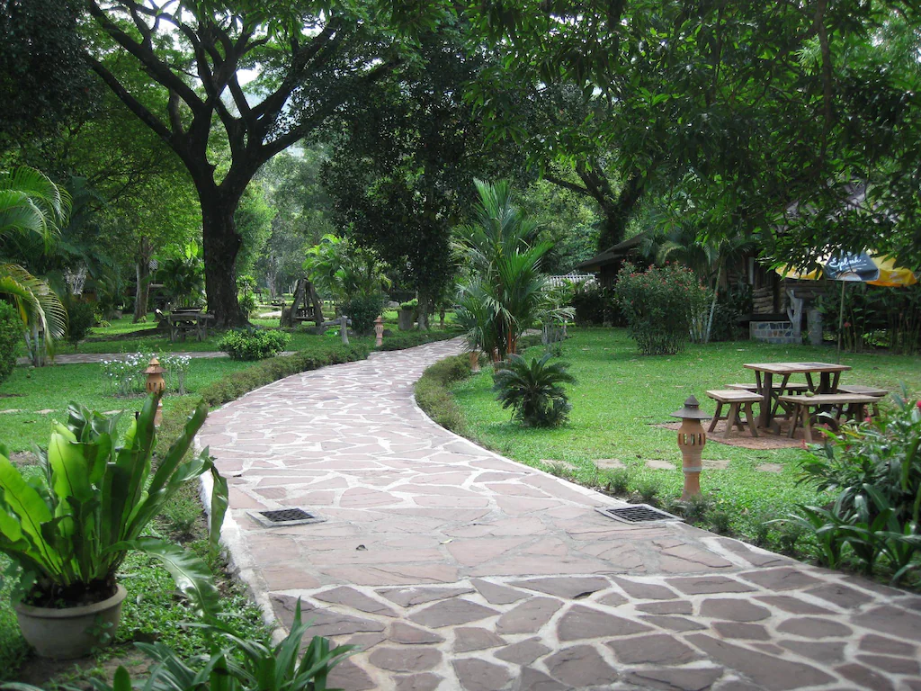  ระเบียงไพร แวลลีย์
(Rabiangprai Valley)