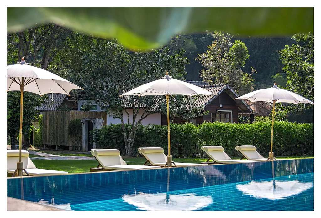  พักแรม
(Pak Ram)