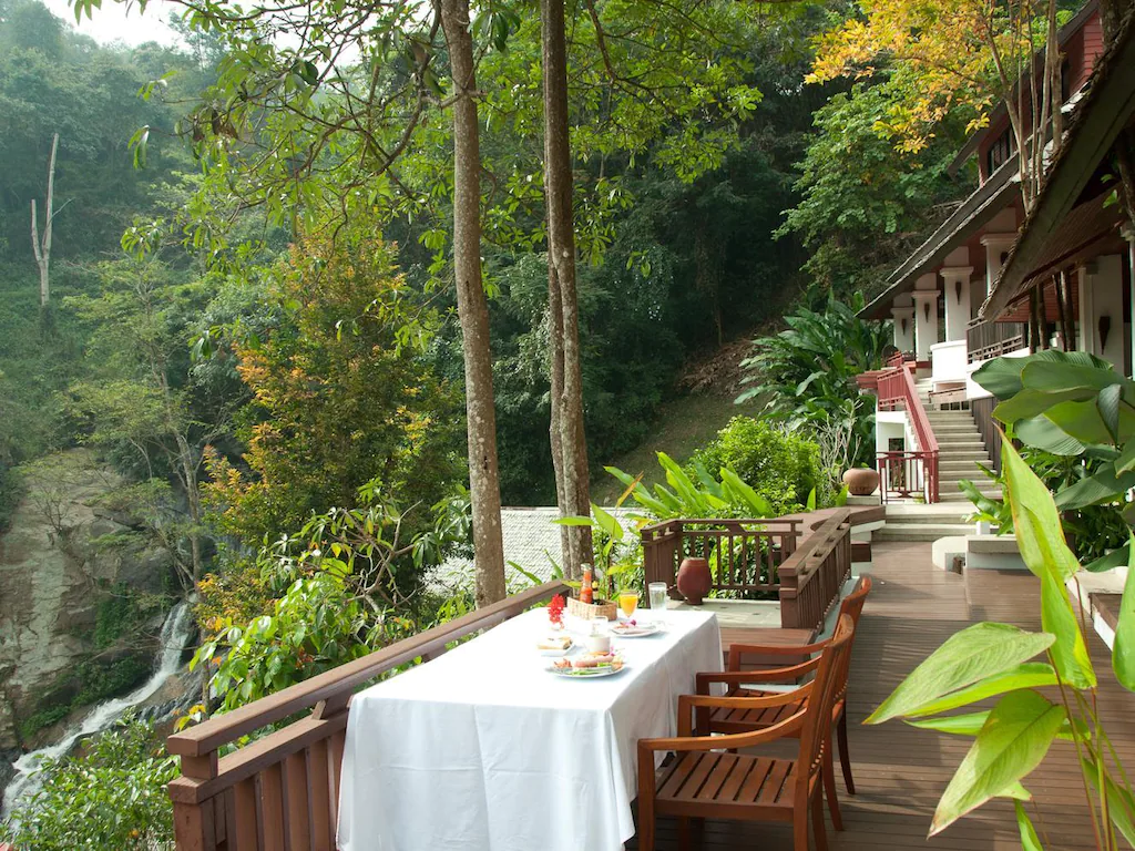  กังสดาล รีสอร์ท แอนด์ วอเตอร์ฟอลล์
(Kangsadarn Resort & Waterfall)
