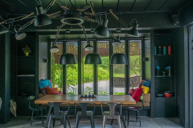  คูลดาวส์ รีสอร์ท
(Cooldowns Resort)