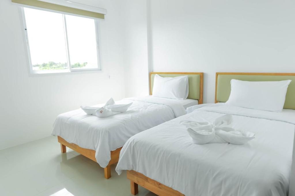 โรงแรมเอสวัน ตรัง
(S-1 Trang Hotel)