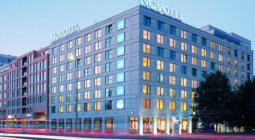 โรงแรมโนโวเทล เบอร์ลิน มิทเทอร์
(Novotel Berlin Mitte Hotel)