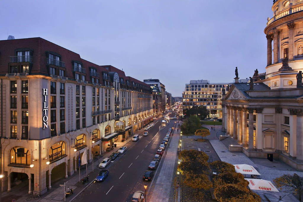 ฮิลตัน เบอร์ลิน
(Hilton Berlin)