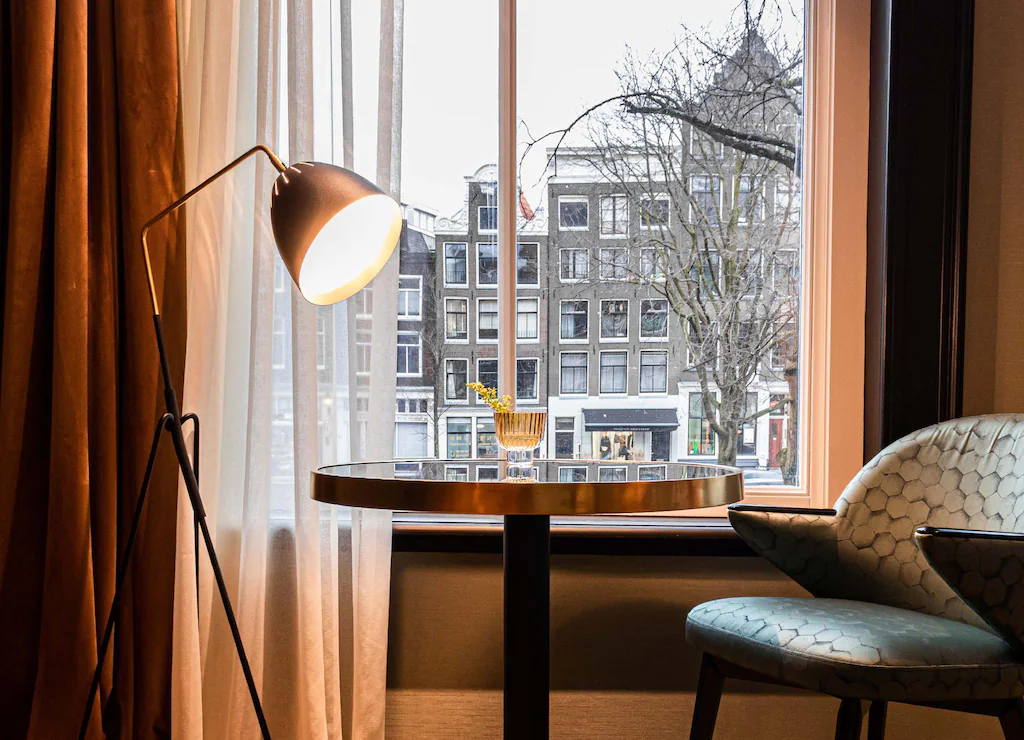 โรงแรมไม อัมสเตอร์ดัม
(Hotel Mai Amsterdam)